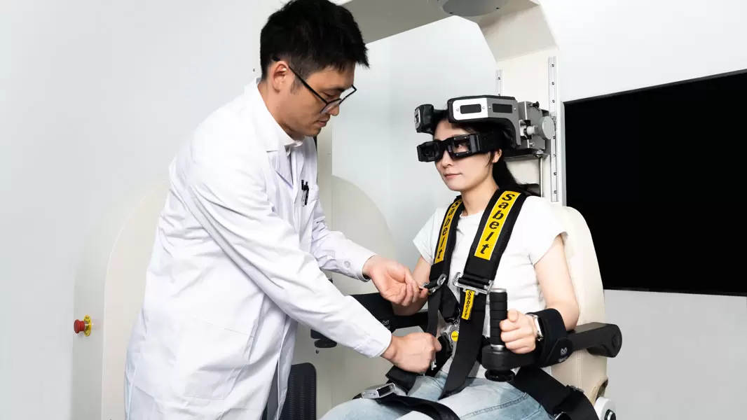 Ergonomic & Patient-Safe Design